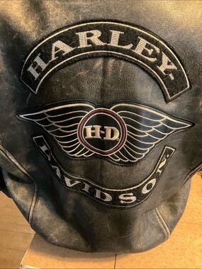 Harley-Davidson Black and Gold Patch Leather Jacket vintage